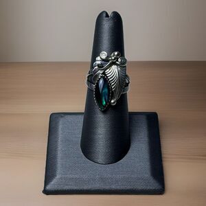Vintage Native American Size 7.75 Signed Pauia Shell Sterling Silver Ring